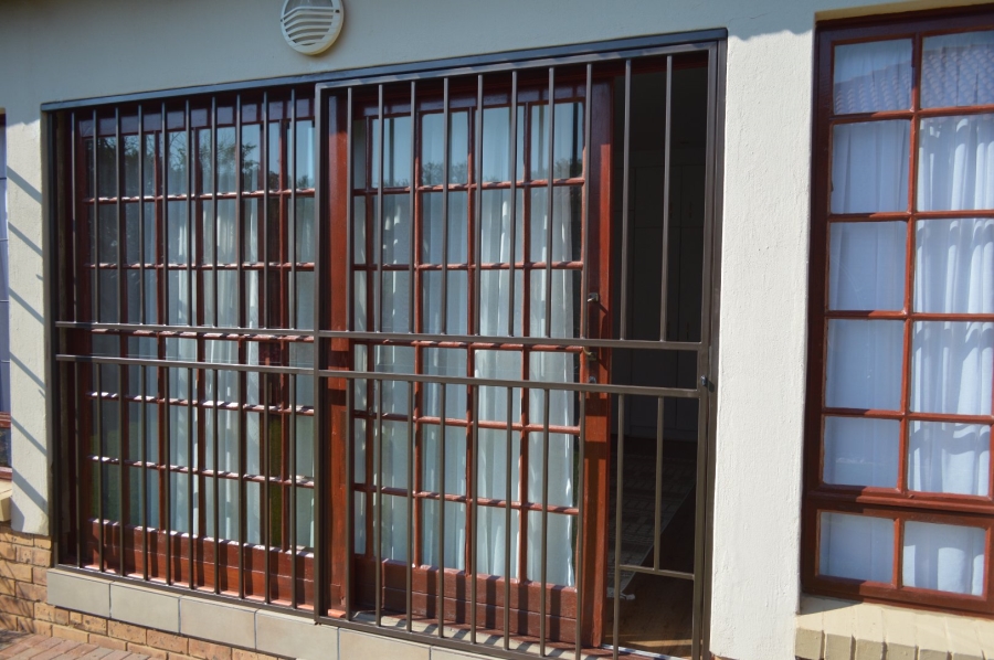 3 Bedroom Property for Sale in Wilkoppies North West